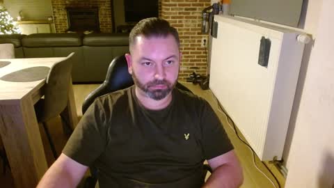 joscrossbot online show from December 2024 06:12:01 PM
