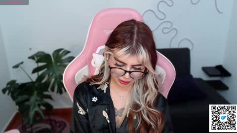 josephine   independent model    online show from December 2024 05:40:02 AM