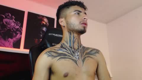 juancamilo66_ online show from February 2025 06:00:01 AM