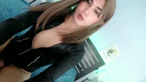 juicycock69_julia online show from February 2025 07:07:01 AM