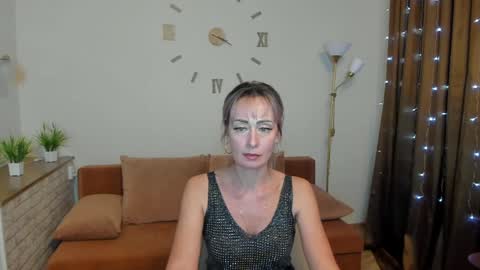 julia__cherry_ online show from December 2024 06:39:02 PM