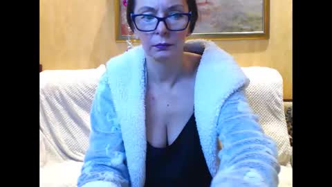 julianna online show from December 2024 11:22:01 AM