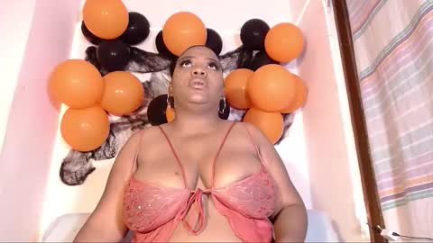 Snapshot of julieth_brown1 chatting on November 2025 08:22:02 PM Julieth Brown online show from November 2025 08:22:02 PM