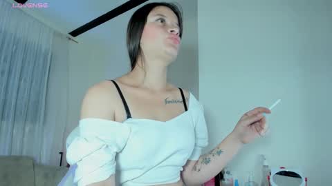 Snapshot of juliieta_swet chatting on November 2025 12:57:02 AM juliieta_swet online show from November 2025 12:57:02 AM