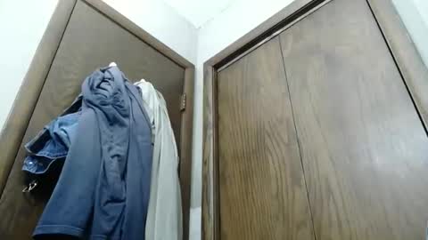 Snapshot of junk_yard_dog chatting on November 2025 04:16:01 PM Dave online show from November 2025 04:16:01 PM