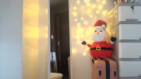 junovaughn online show from December 2025 01:24:02 AM