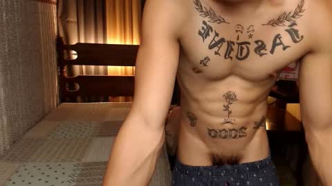 justine_hunk online show from December 2024 04:14:01 AM