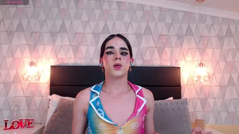 Justine online show from January 2025 04:33:02 AM