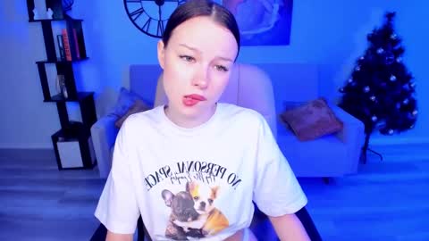 Kaitlyn online show from January 2025 05:30:02 PM