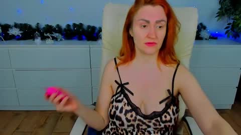 kamilahot25 online show from January 2025 02:02:02 PM
