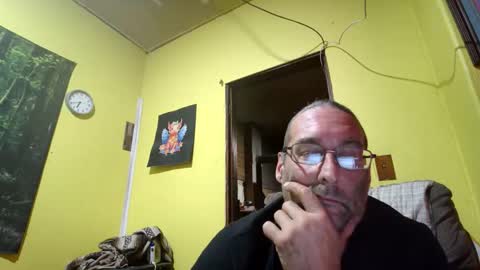 kansasfarmer1 online show from December 2025 12:40:01 AM