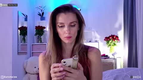 Snapshot of karamelsw chatting on December 2025 08:27:02 PM Julia online show from December 2025 08:27:02 PM