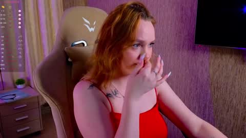 Karoline online show from December 2024 06:32:02 PM