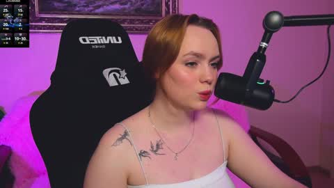Karoline online show from December 2024 03:32:01 AM