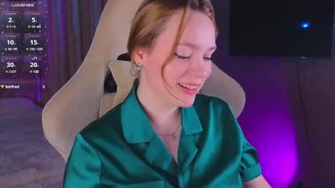 Karoline online show from January 2025 03:43:02 AM
