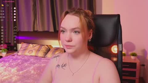 Karoline online show from January 2025 03:22:01 AM