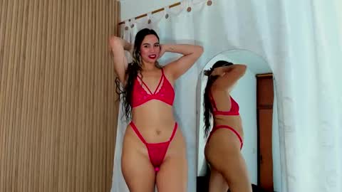 Karina  online show from September 2025 01:26:02 PM