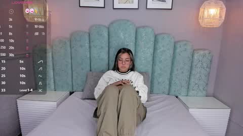 Karol Santos online show from December 2024 09:41:01 AM