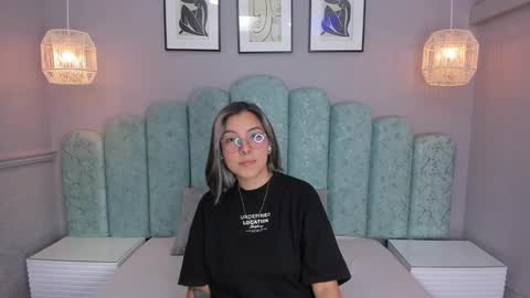 Karol Santos online show from January 2025 03:43:02 AM