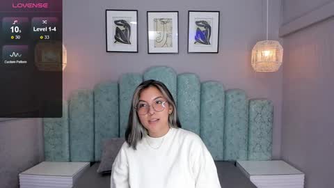 Karol Santos online show from February 2025 10:04:01 AM