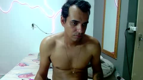Tamires e Maicon online show from December 2024 01:18:01 AM