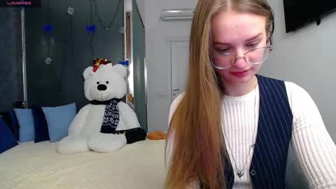 .Be kind and gentle with me and I will do my best for you.   online show from February 2025 01:44:01 PM