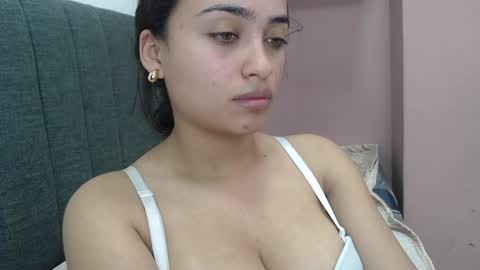 Snapshot of kate_stam chatting on December 2024 08:05:02 PM Kari online show from December 2024 08:05:02 PM