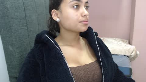 Snapshot of kate_stam chatting on February 2025 01:01:01 PM Kari online show from February 2025 01:01:01 PM