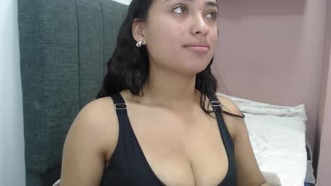 Snapshot of kate_stam chatting on February 2025 04:14:01 PM Kari online show from February 2025 04:14:01 PM