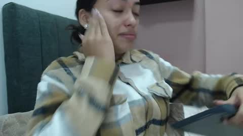 Snapshot of kate_stam chatting on March 2025 01:40:01 PM Kari online show from March 2025 01:40:01 PM