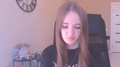 Snapshot of katekayer chatting on September 2025 08:47:02 AM katekayer online show from September 2025 08:47:02 AM