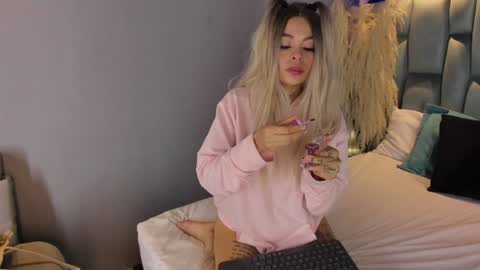 KatheGomez  online show from December 2024 05:13:01 PM