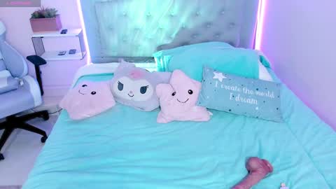Kathia  online show from December 2024 03:52:01 PM