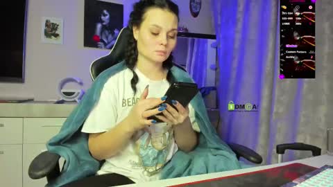 Kathie online show from March 2025 05:08:02 PM