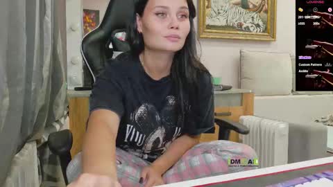 Kathie online show from September 2025 05:47:02 PM