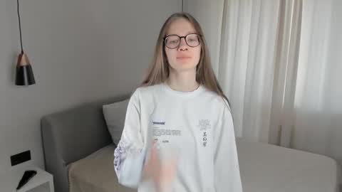 Snapshot of katinatonge chatting on October 2025 09:12:01 AM Scarlett online show from October 2025 09:12:01 AM