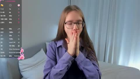 Snapshot of katinatonge chatting on December 2025 08:34:01 AM Scarlett online show from December 2025 08:34:01 AM