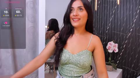 Snapshot of katrina_kaif_x chatting on December 2024 06:43:01 PM Keyla online show from December 2024 06:43:01 PM