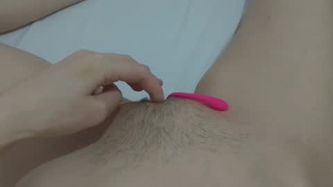 Snapshot of katrinna_arinna chatting on January 2025 02:57:01 AM katrina dont forget to give me thumbs up online show from January 2025 02:57:01 AM