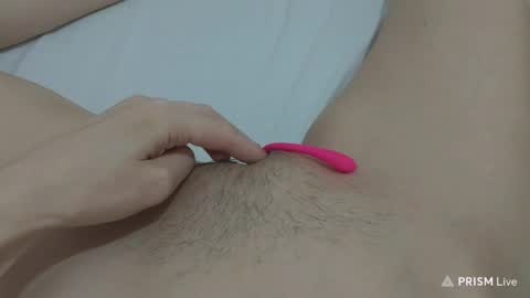 Snapshot of katrinna_arinna chatting on January 2025 09:32:01 PM katrina dont forget to give me thumbs up online show from January 2025 09:32:01 PM