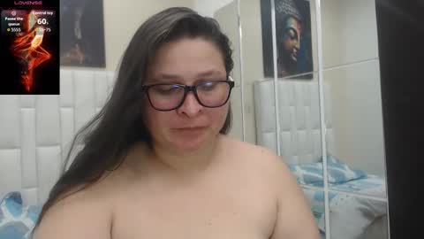 Snapshot of katty_findom_ chatting on September 2025 12:38:02 PM katty online show from September 2025 12:38:02 PM