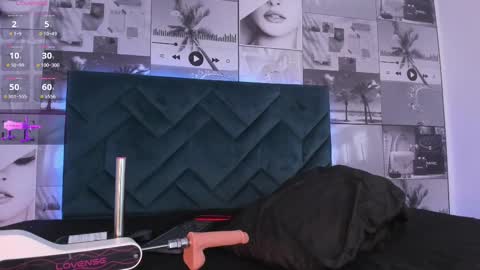 kattyleblanc_ online show from March 2025 01:31:02 PM