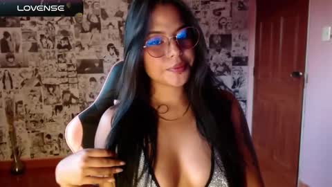 Kimk online show from March 2025 09:46:02 PM