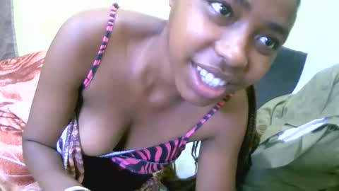 Snapshot of keisha759446 chatting on November 2025 08:13:02 AM keisha759446 online show from November 2025 08:13:02 AM