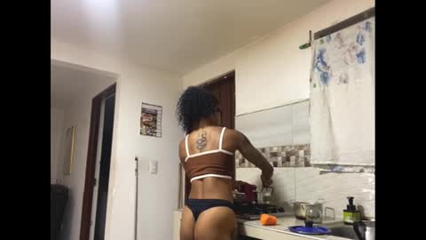 kelly__thomson online show from February 2025 02:35:02 AM