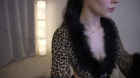  KELLY  online show from December 2024 01:14:01 PM