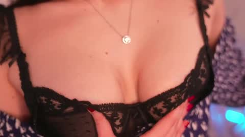  KELLY  online show from March 2025 11:47:02 AM