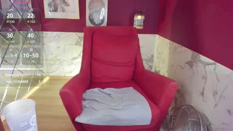 Kelly online show from October 2025 07:17:02 AM