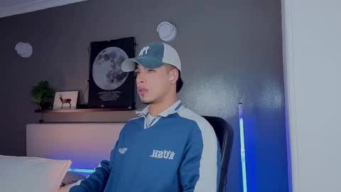   online show from October 2025 11:32:02 AM