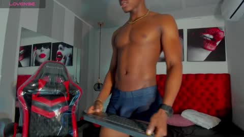 Kender online show from February 2025 12:48:02 PM